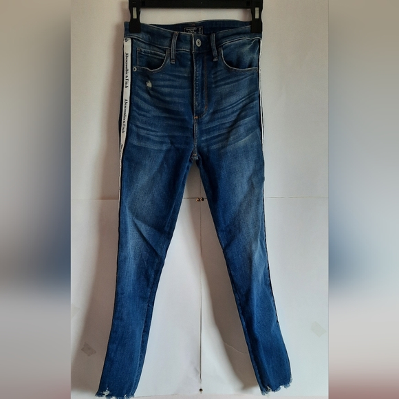 Abercrombie  size 26 blue color - Picture 1 of 5